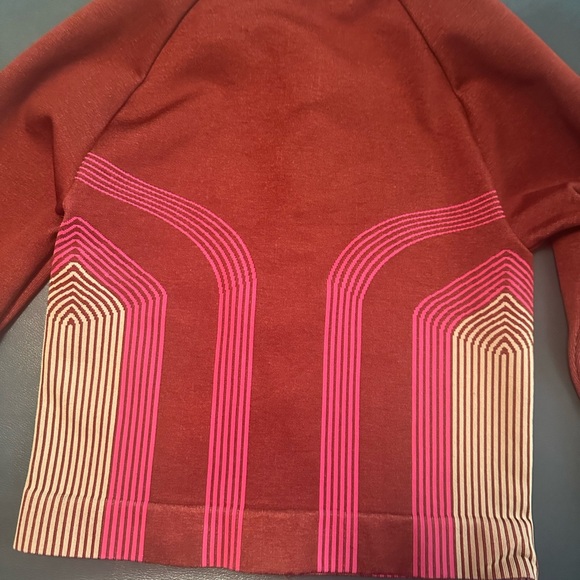 Fabletics Casey Cropped jacket - Picture 4 of 5